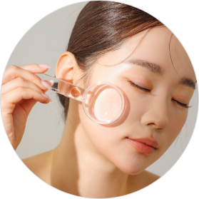 피부재생과 동안효과를 원하는 이미지